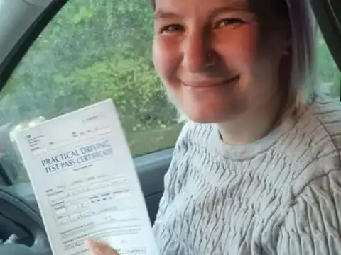Leanne, automatic driving instructor in Worcester