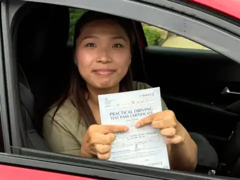 Mei, automatic driving instructor in Worcester